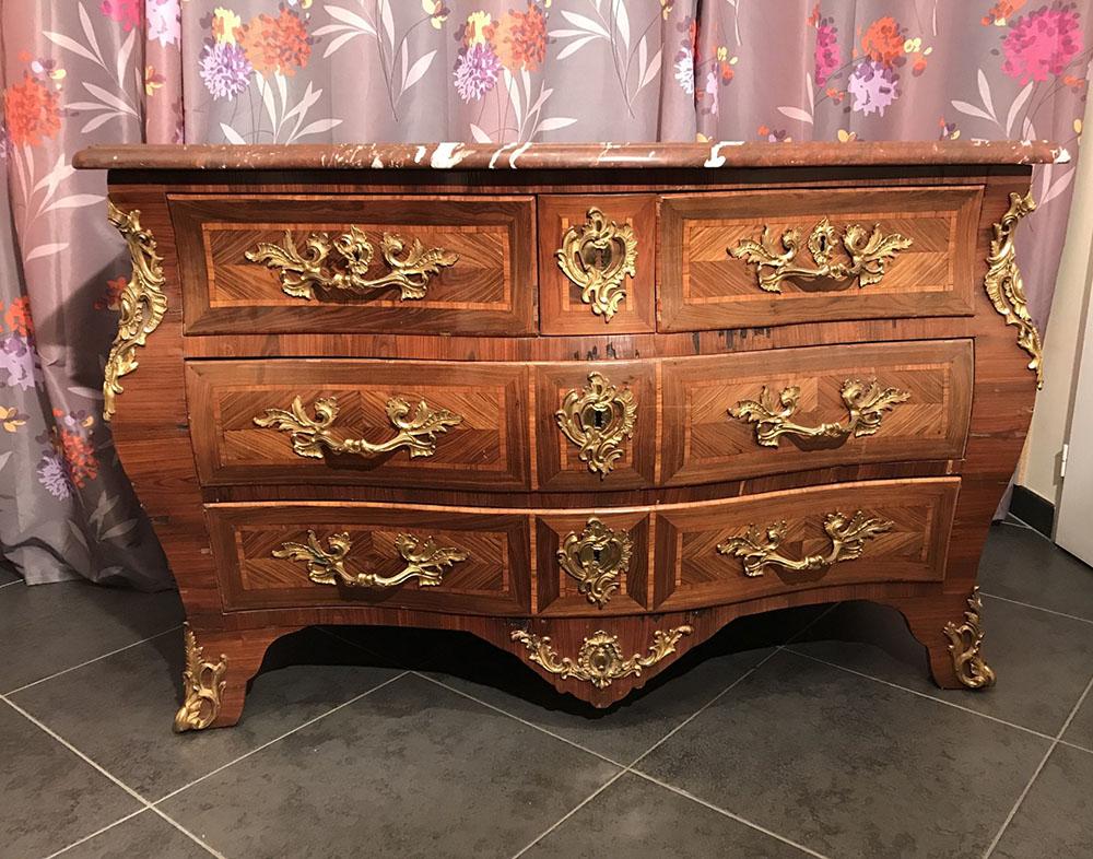 commode tombeau